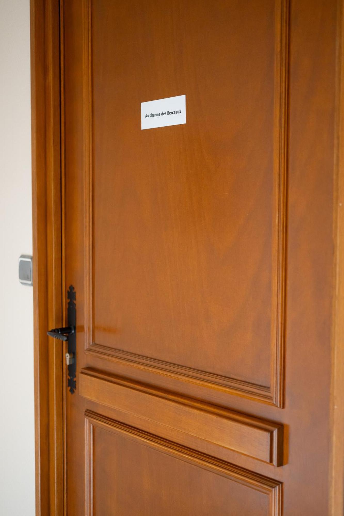Ferienwohnung Le Charme Des Berceaux Épernay Exterior foto