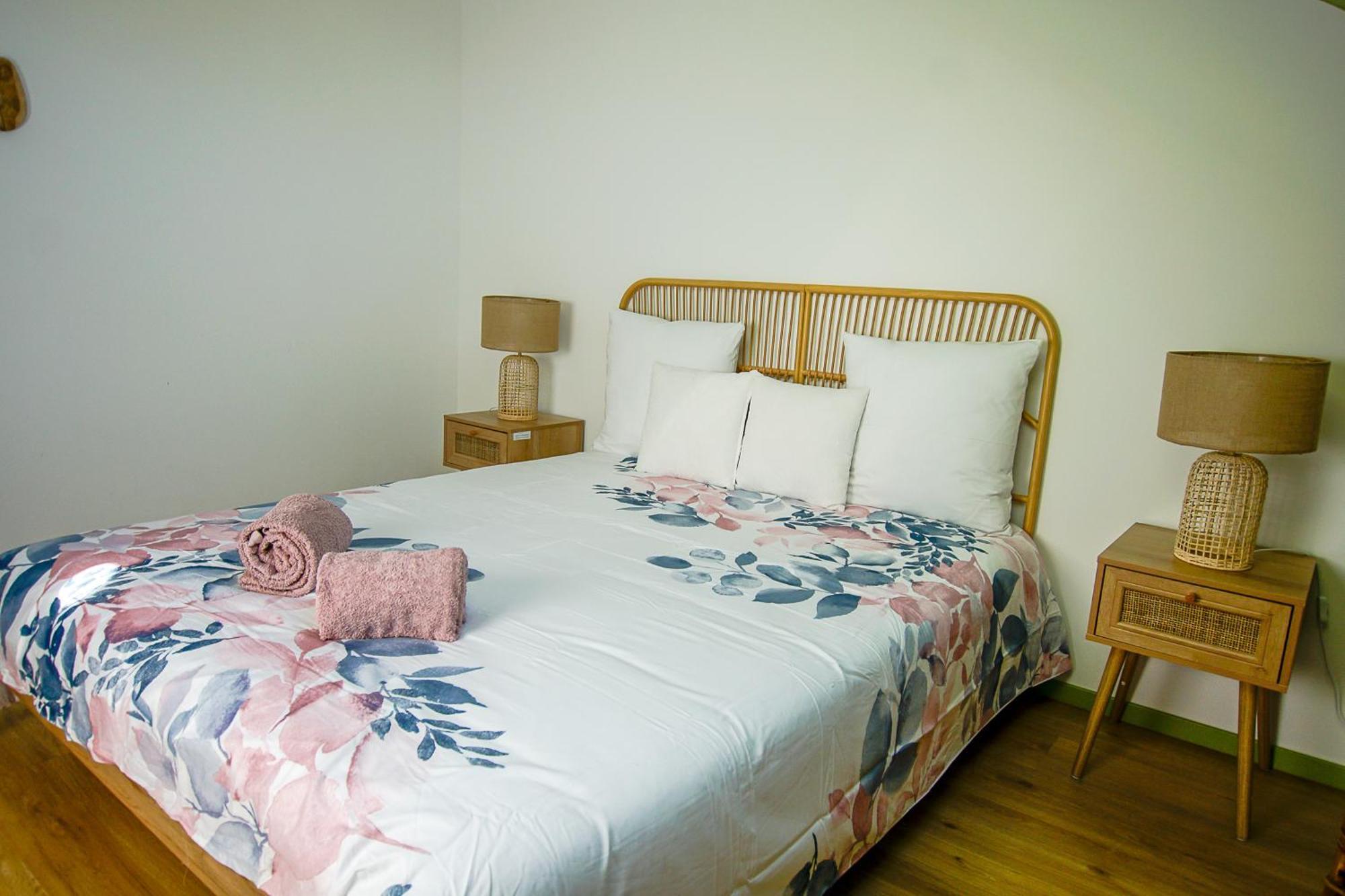 Ferienwohnung Le Charme Des Berceaux Épernay Exterior foto